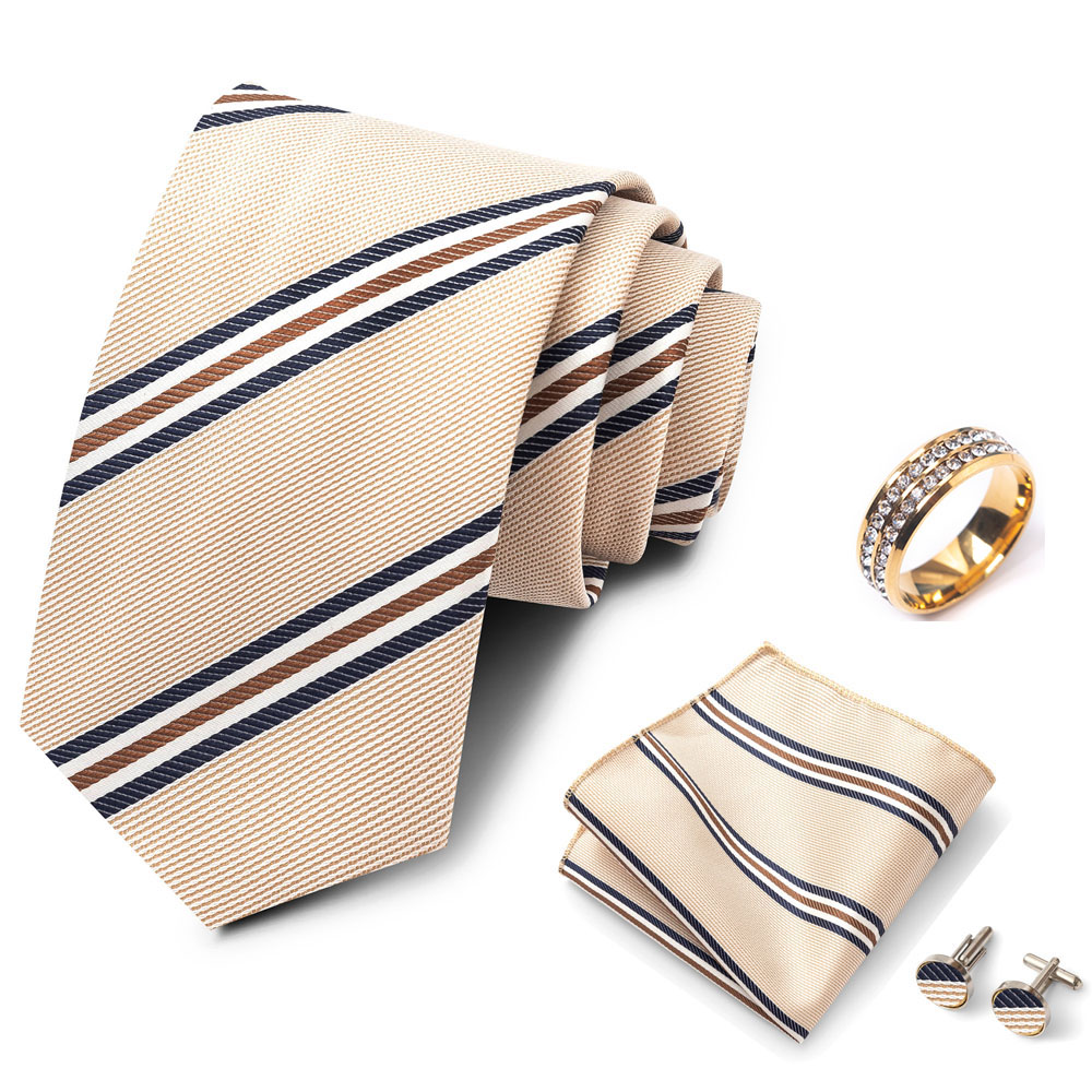 ストライプ柄のメンズネクタイセット、普段使いにスタイリッシュ - Men Formal Wear Set のレビューと価格